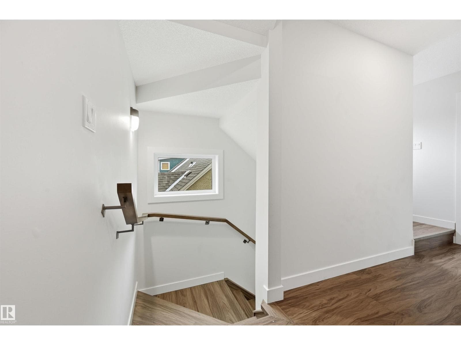 11146 78 AV NW — photo 21 of 68