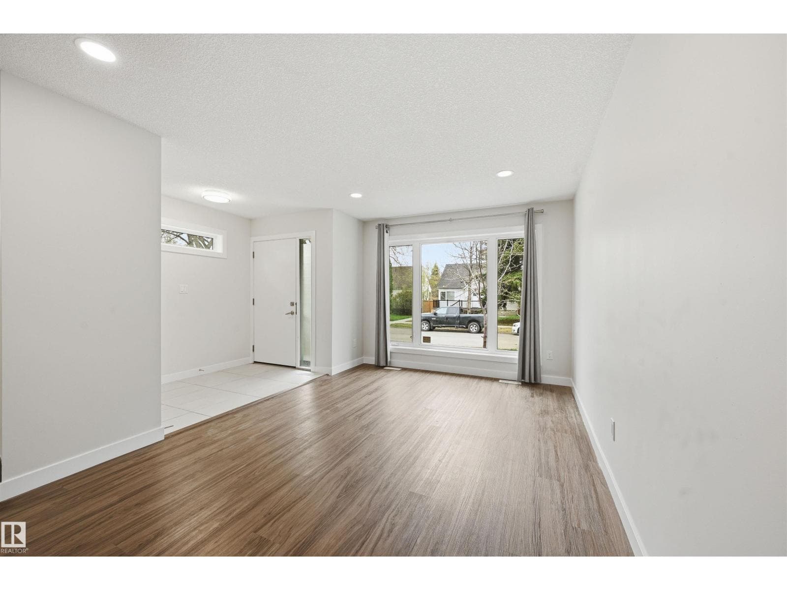 11146 78 AV NW — photo 6 of 68