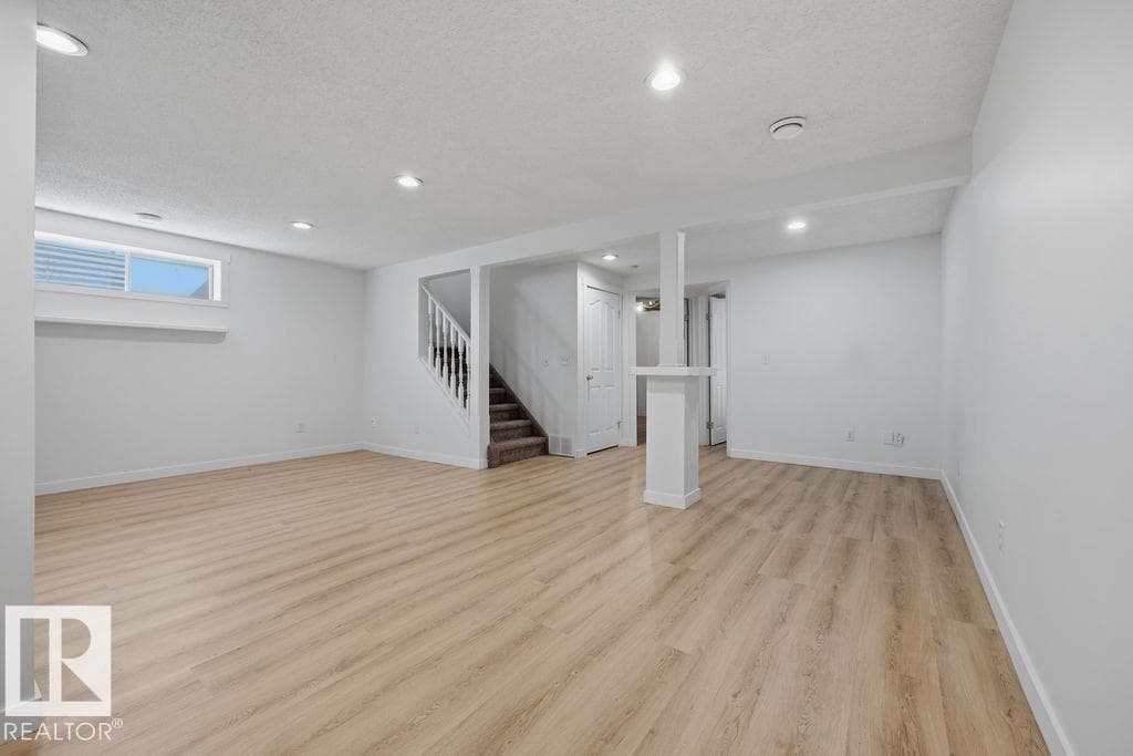 2076 TANNER WD NW — photo 41 of 50
