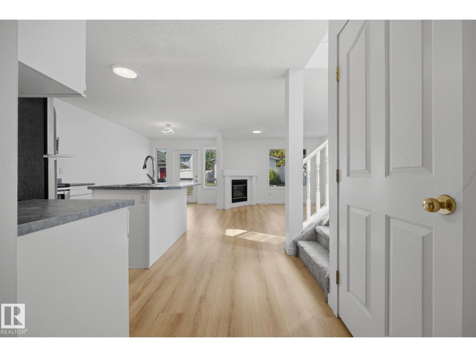 2076 TANNER WD NW — photo 9 of 50