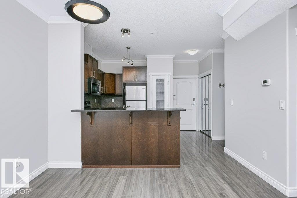 #137 10121 80 AV NW — photo 10 of 49