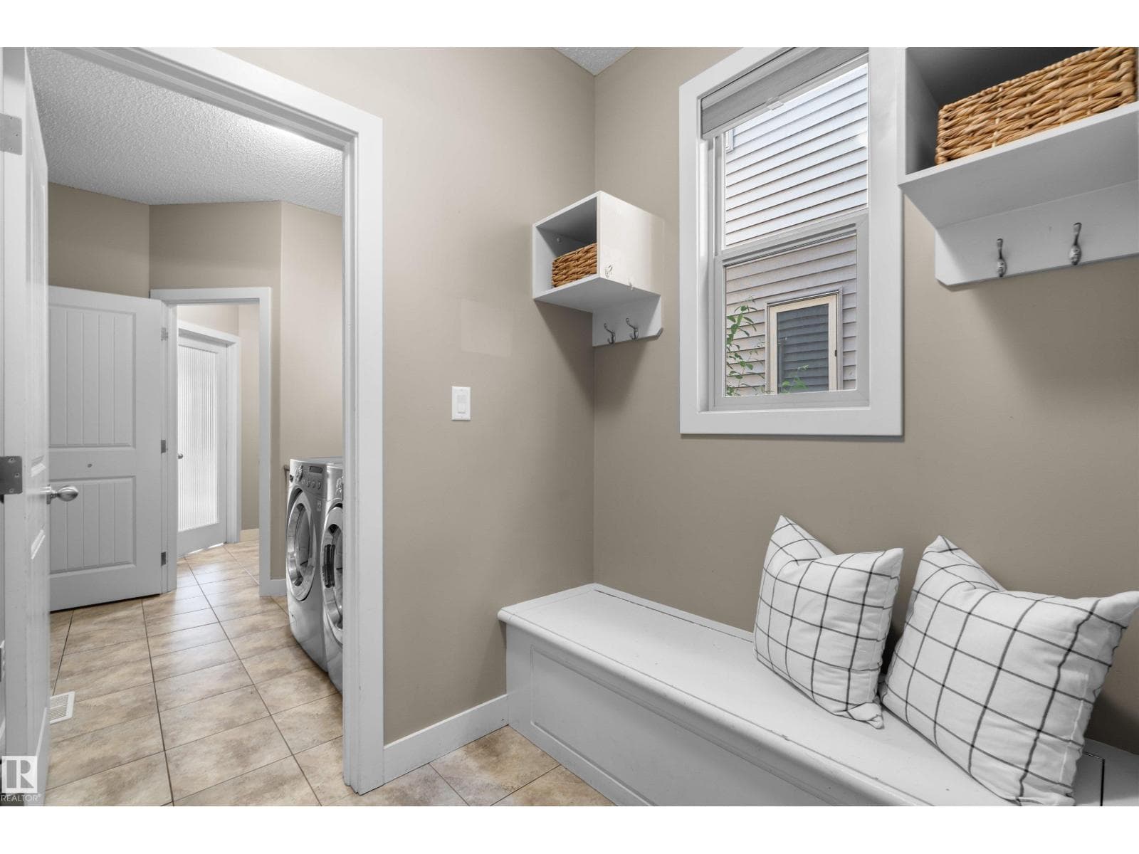 843 ARMITAGE WD SW — photo 16 of 35