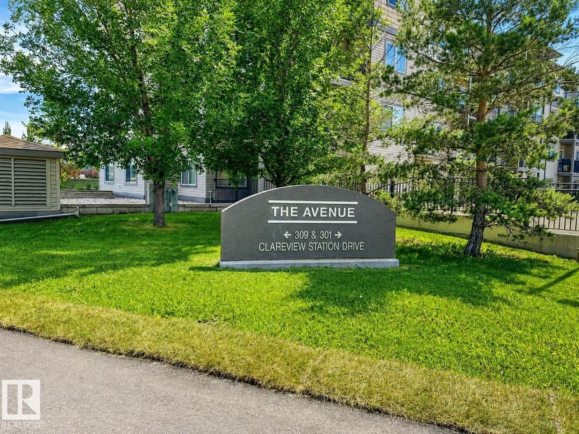 #244 301 CLAREVIEW STATION DR NW