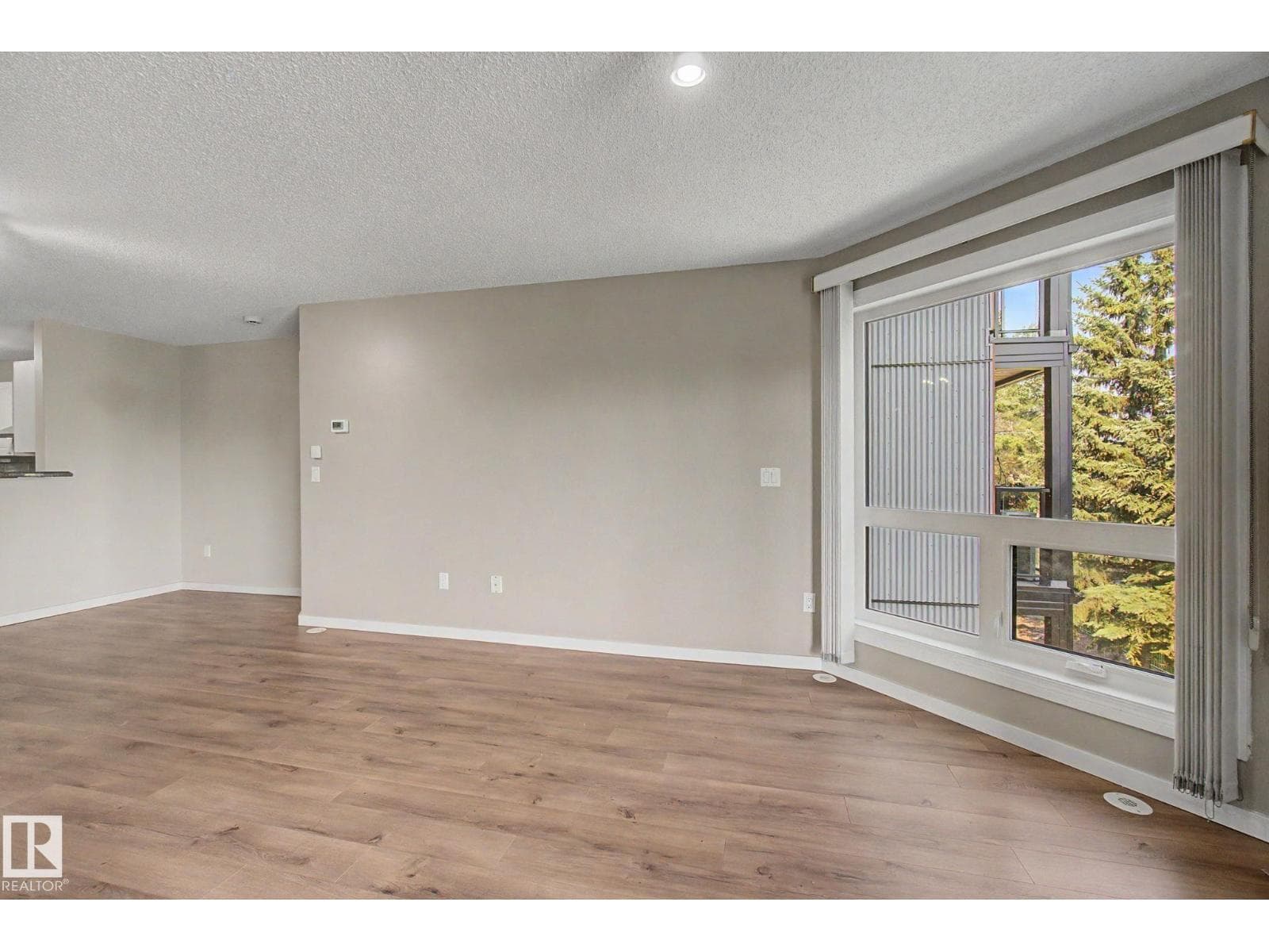 #302 Condo 7951 96 ST NW NW — photo 10 of 59