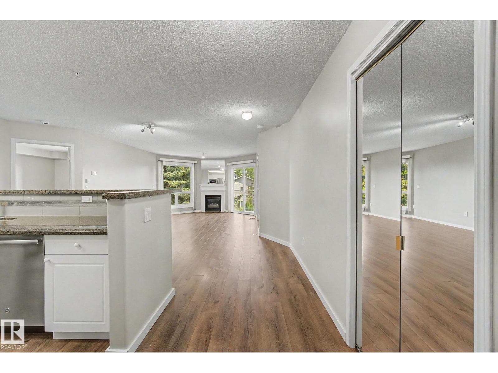 #302 Condo 7951 96 ST NW NW — photo 17 of 59