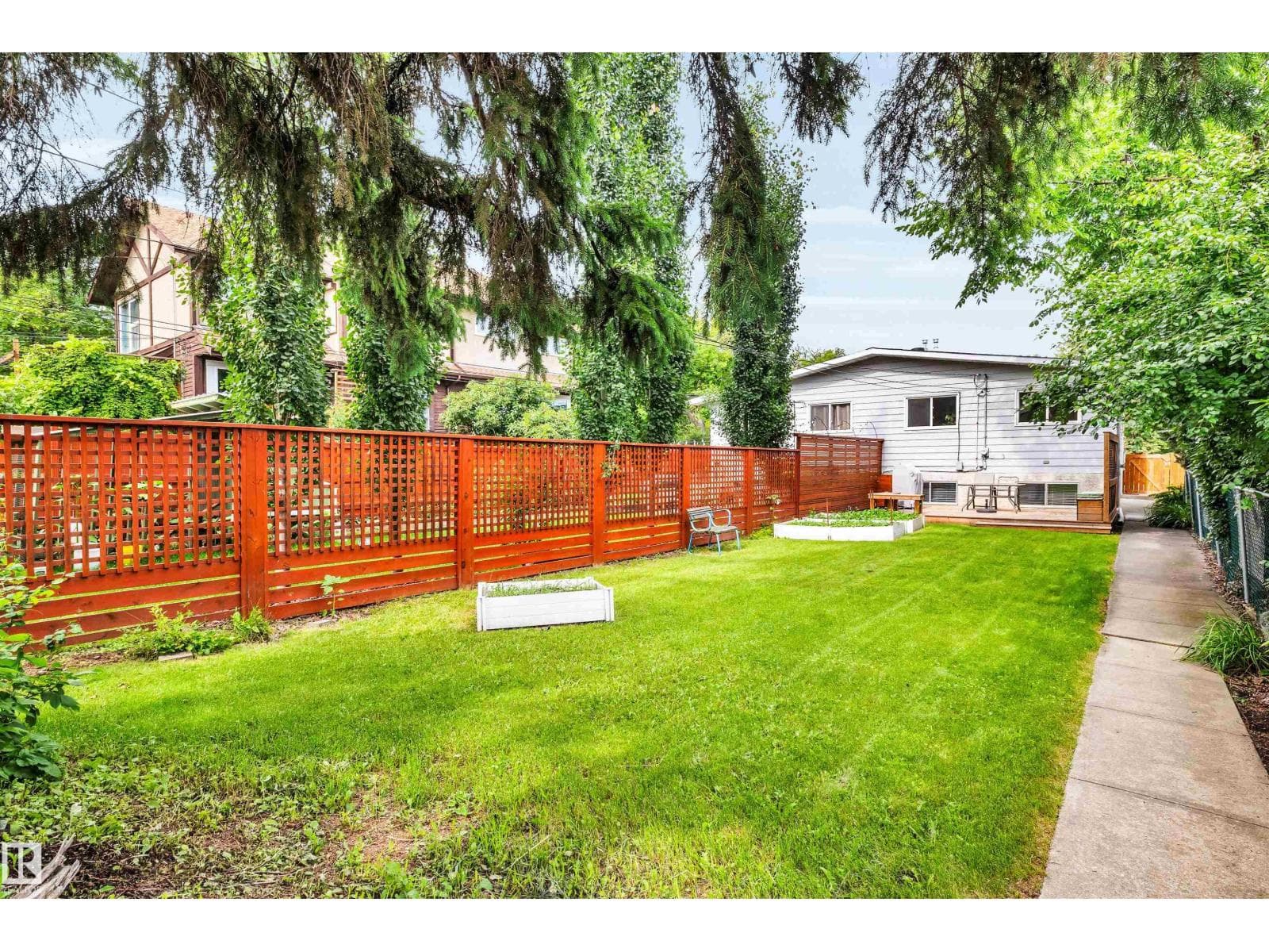 10282 87 ST NW — photo 42 of 52