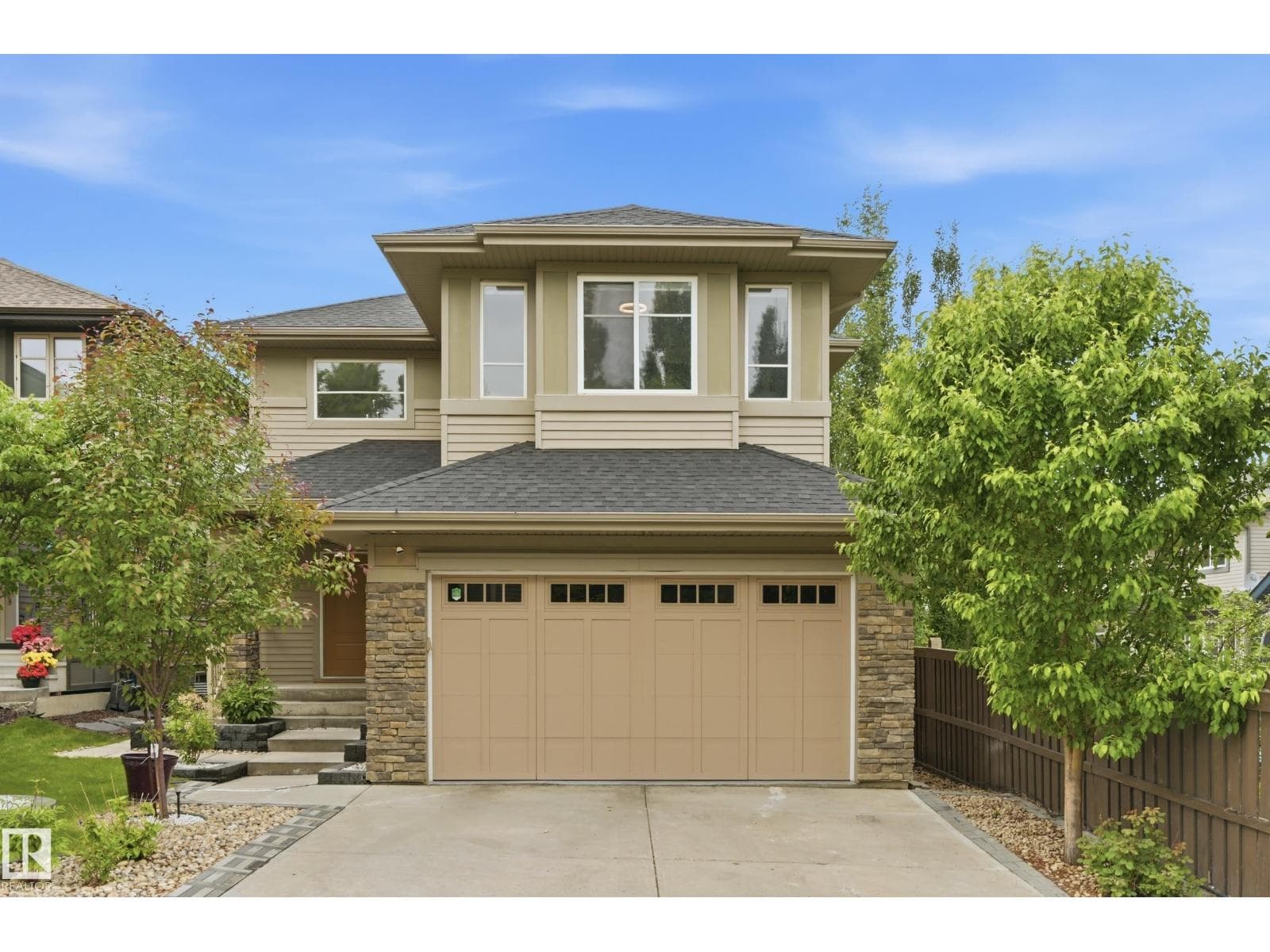 1024 ARMITAGE CR SW — photo 1 of 47