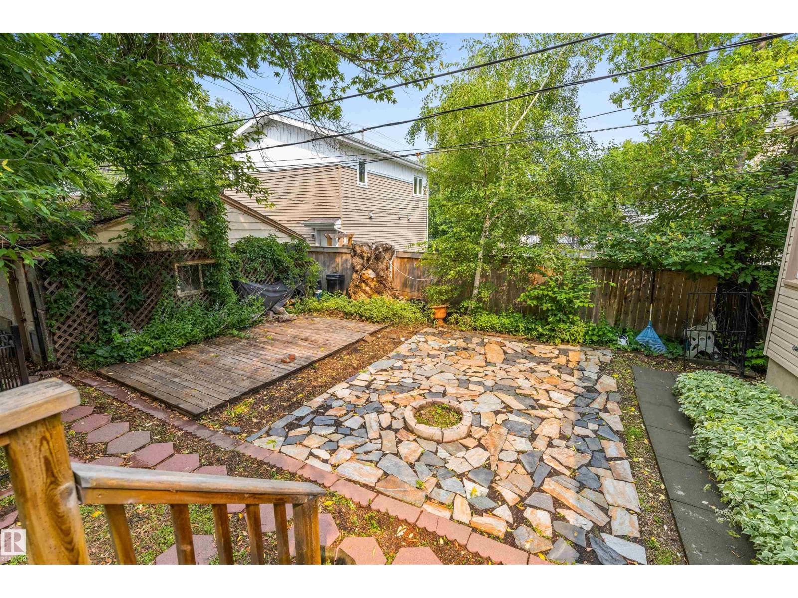 11230 75 AV NW — photo 38 of 48