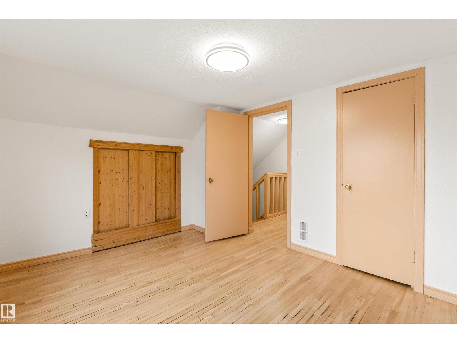 11230 75 AV NW — photo 20 of 48