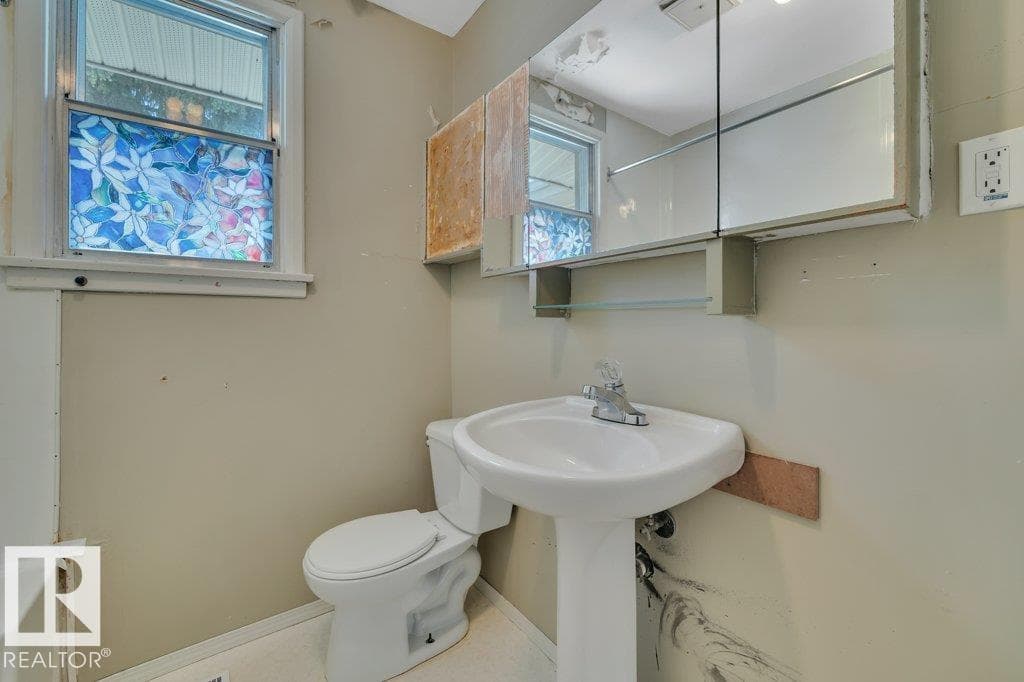 10148 87 ST NW — photo 29 of 66