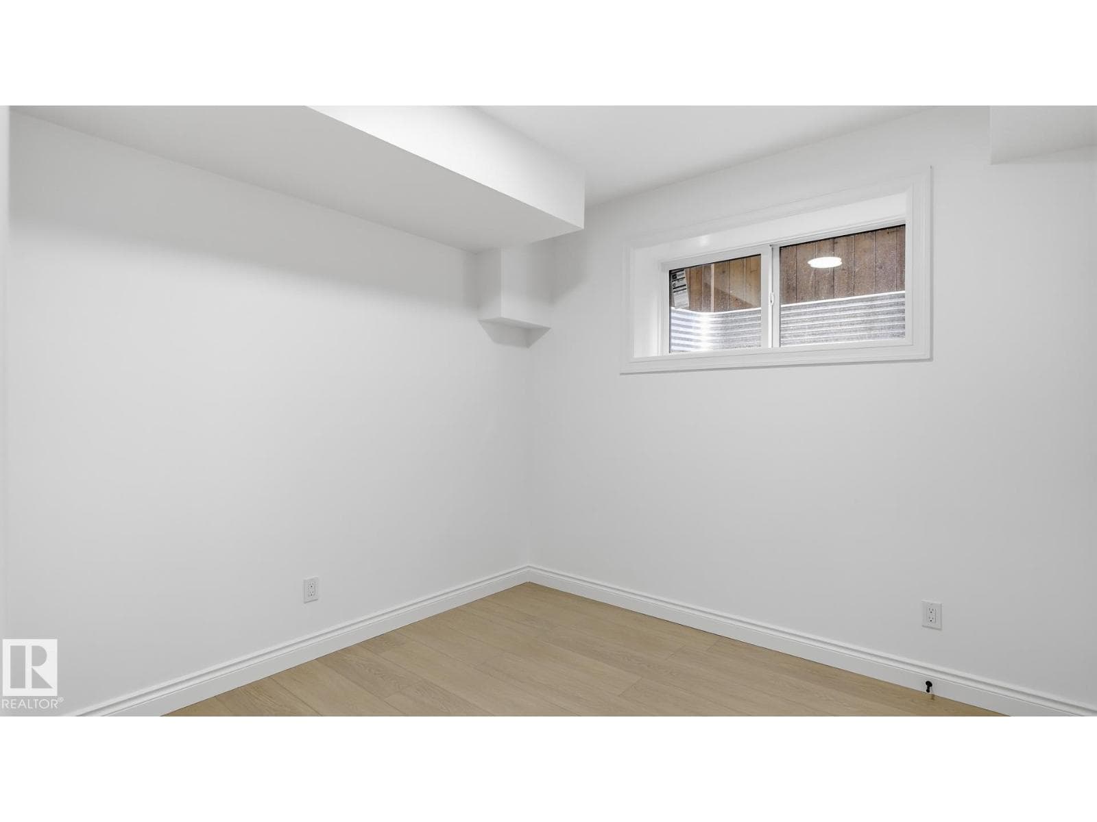 9224 94 ST NW — photo 32 of 53