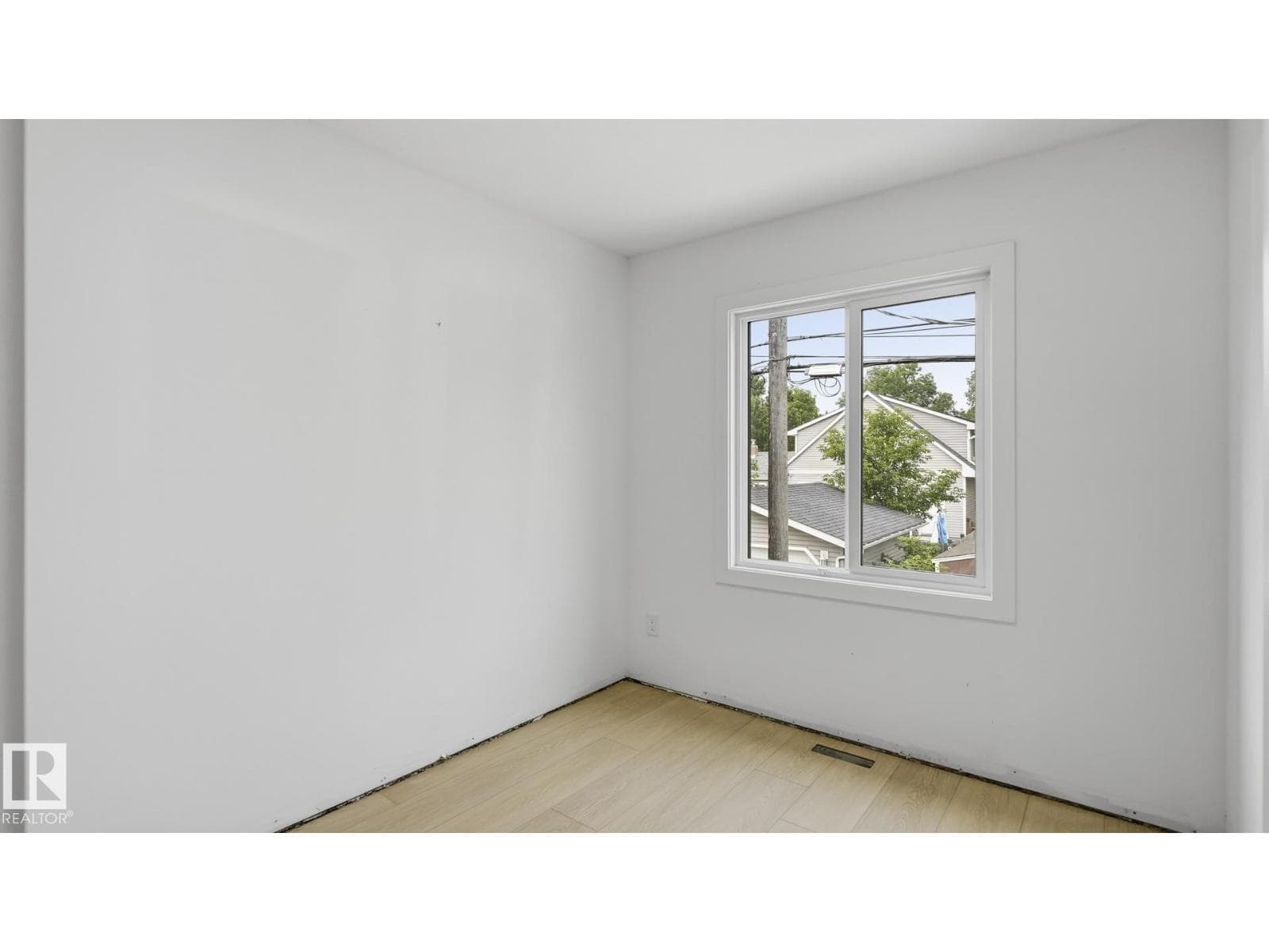 9224 94 ST NW — photo 42 of 53