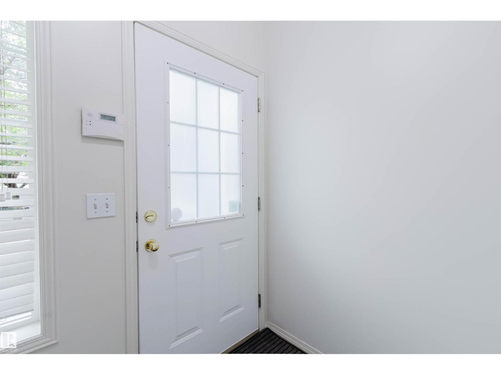 1694 TOMPKINS WD NW — photo 4 of 51