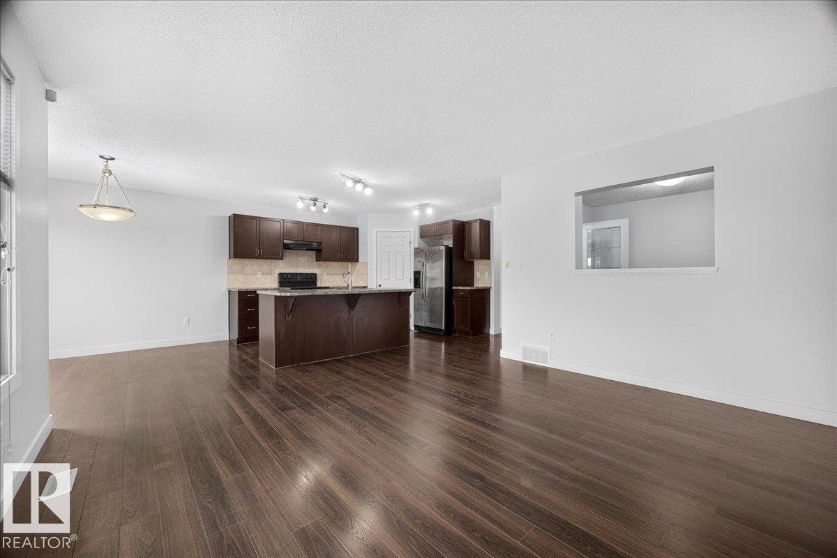 3017 Harvey CR NW — photo 16 of 49