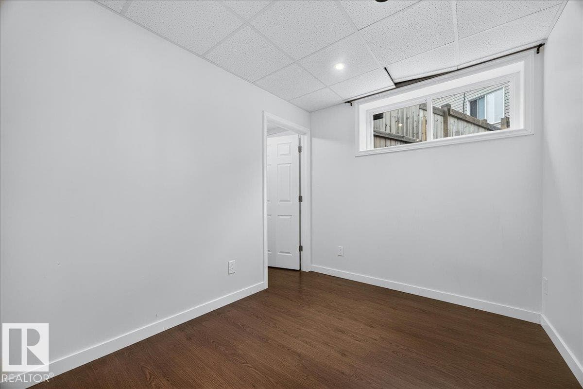 3017 Harvey CR NW — photo 41 of 49