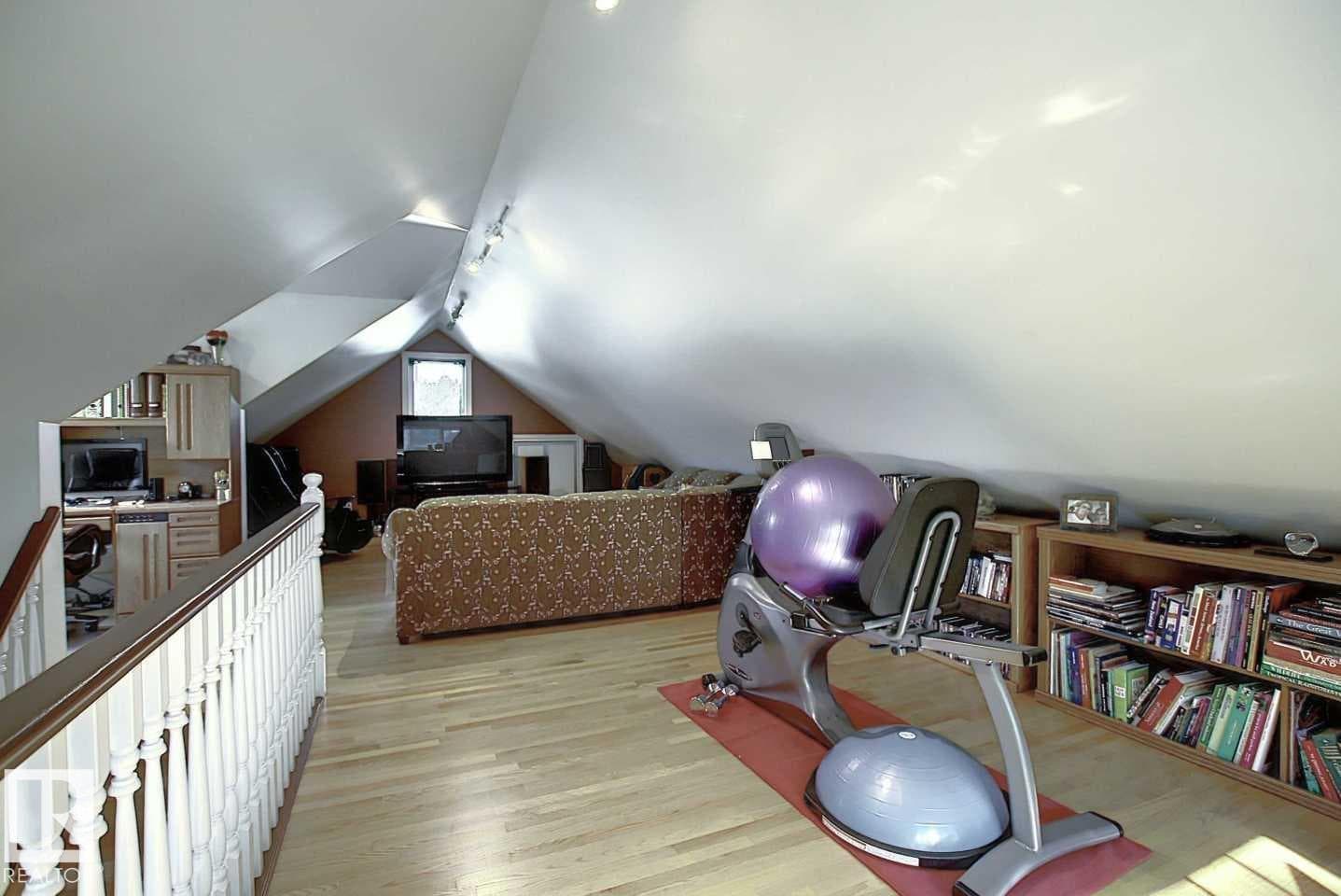 11126 52 ST NW — photo 42 of 69