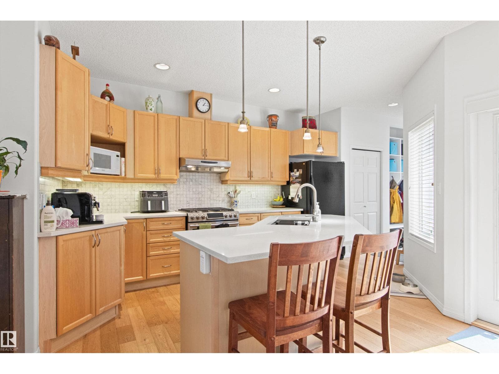 9135 100B AV NW — photo 13 of 75