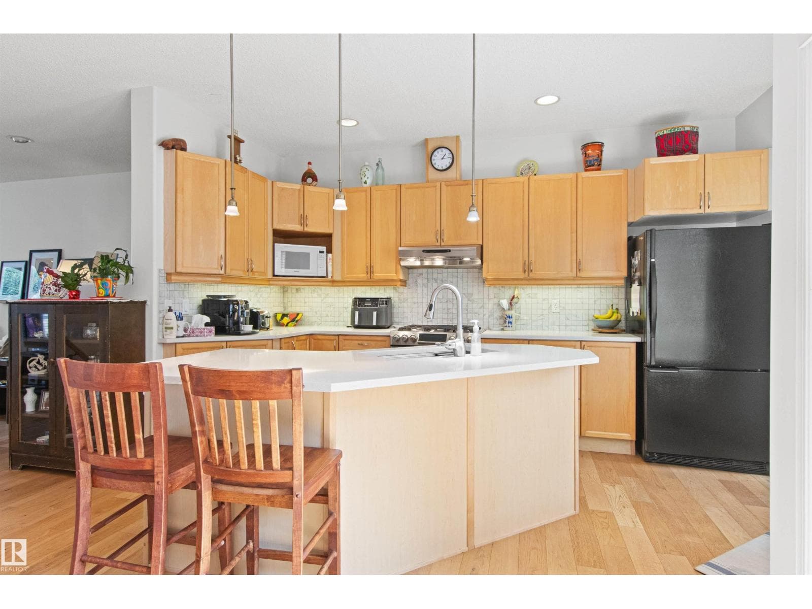 9135 100B AV NW — photo 14 of 75