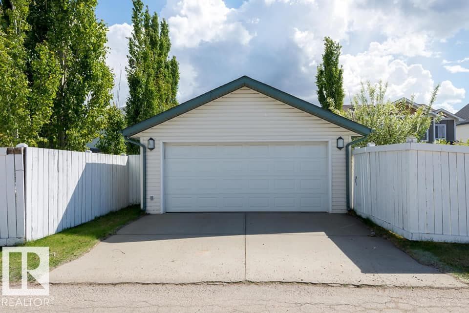 1750 Tomlinson CM NW — photo 31 of 31