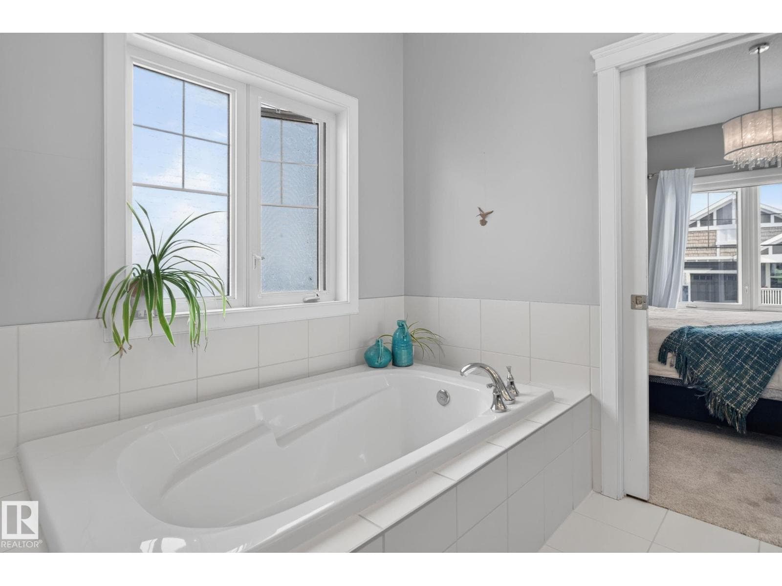 2327 FREZENBERG AV NW — photo 11 of 50