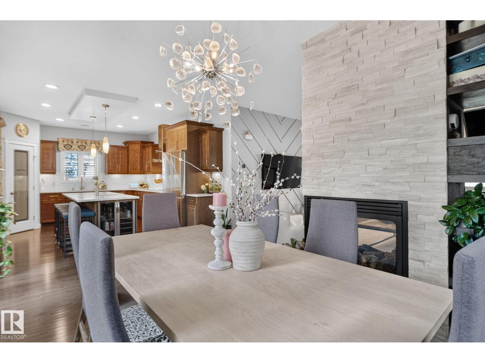 2327 FREZENBERG AV NW — photo 19 of 50