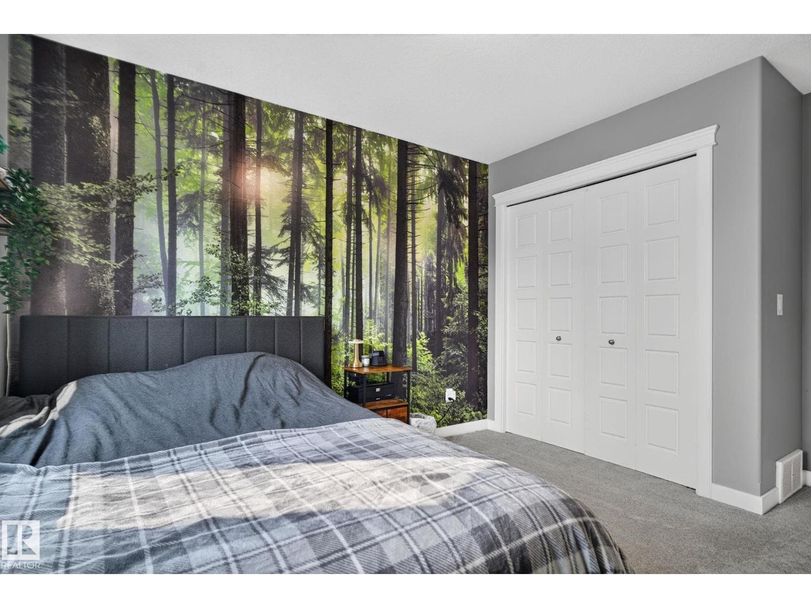 2327 FREZENBERG AV NW — photo 24 of 50