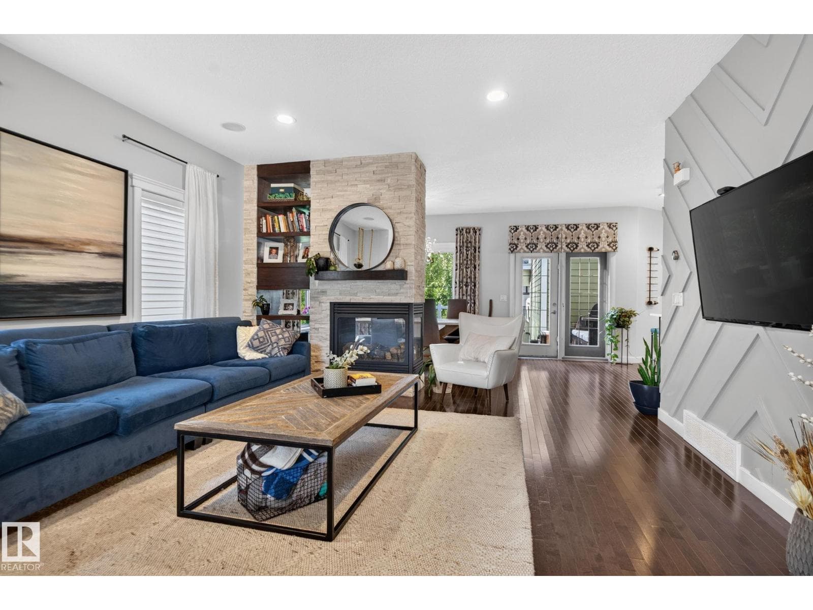 2327 FREZENBERG AV NW — photo 3 of 50