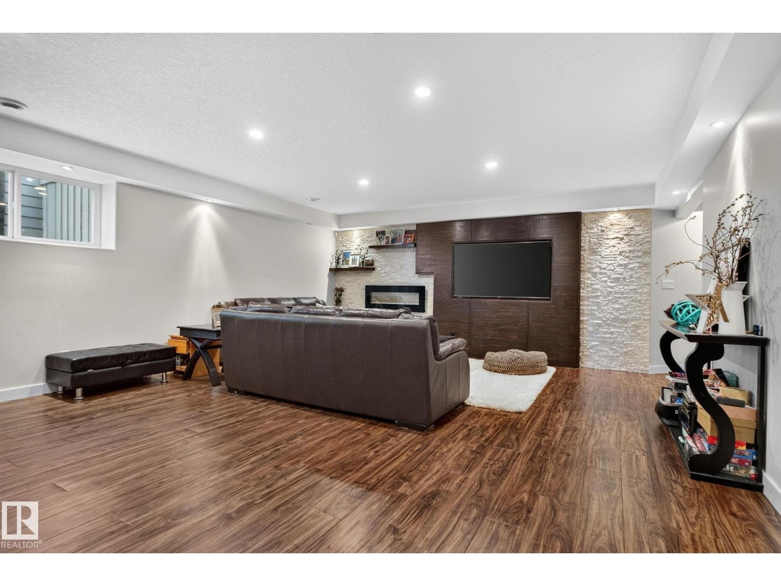 2327 FREZENBERG AV NW — photo 30 of 50