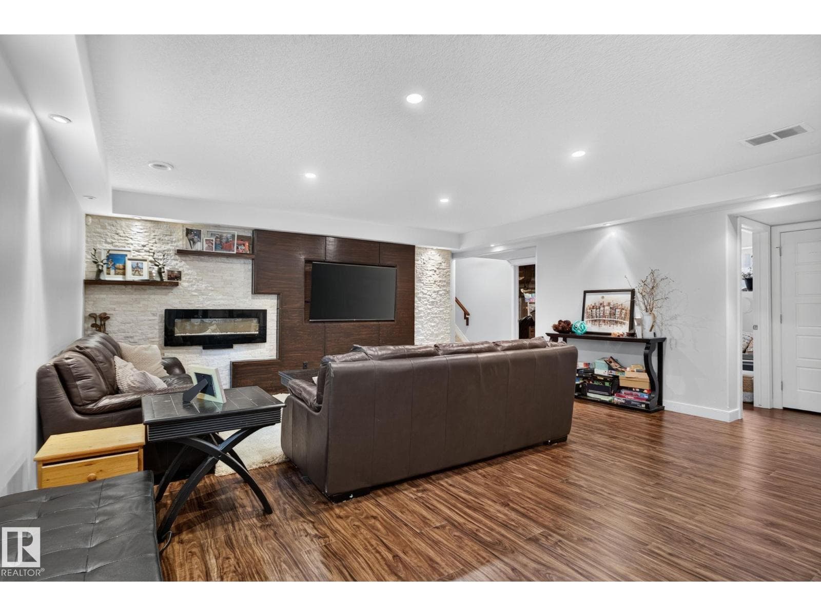 2327 FREZENBERG AV NW — photo 31 of 50