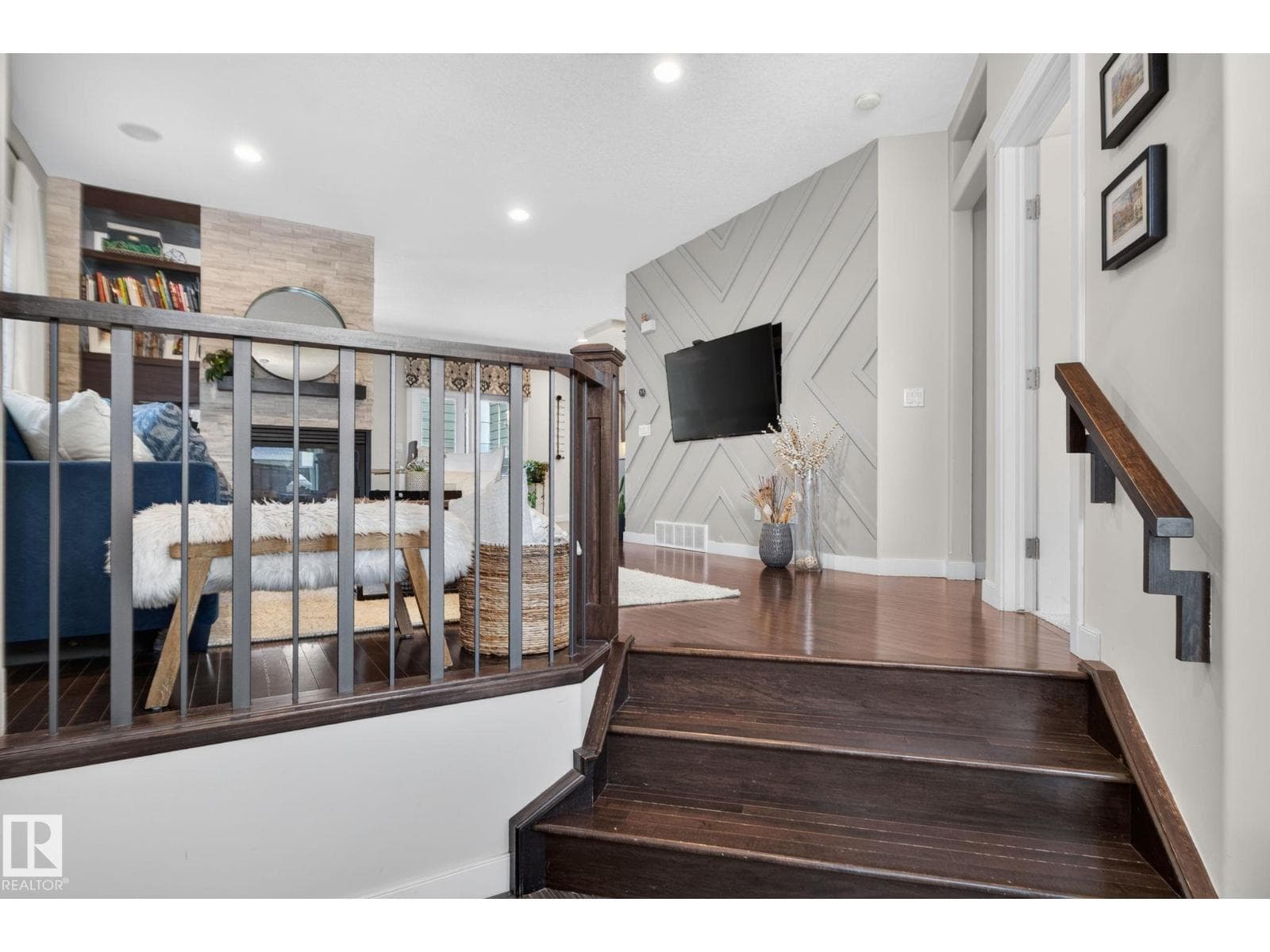 2327 FREZENBERG AV NW — photo 6 of 50