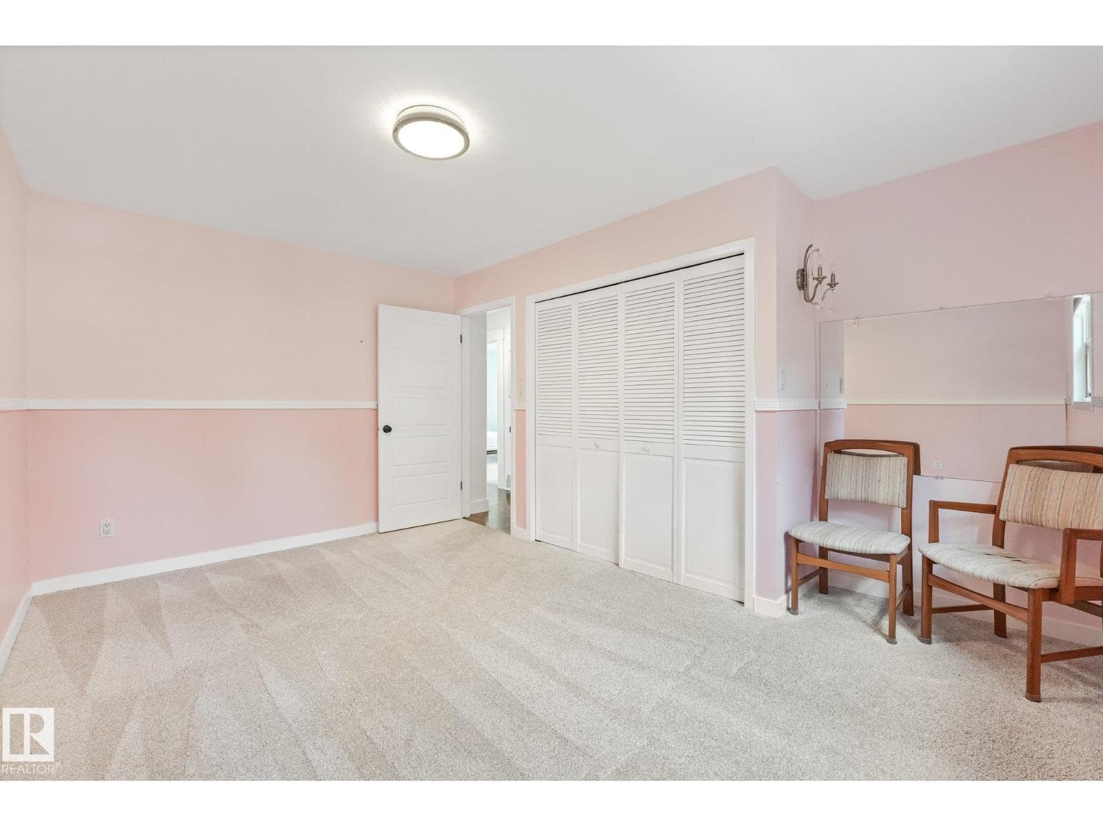 10974 126 ST NW — photo 37 of 74