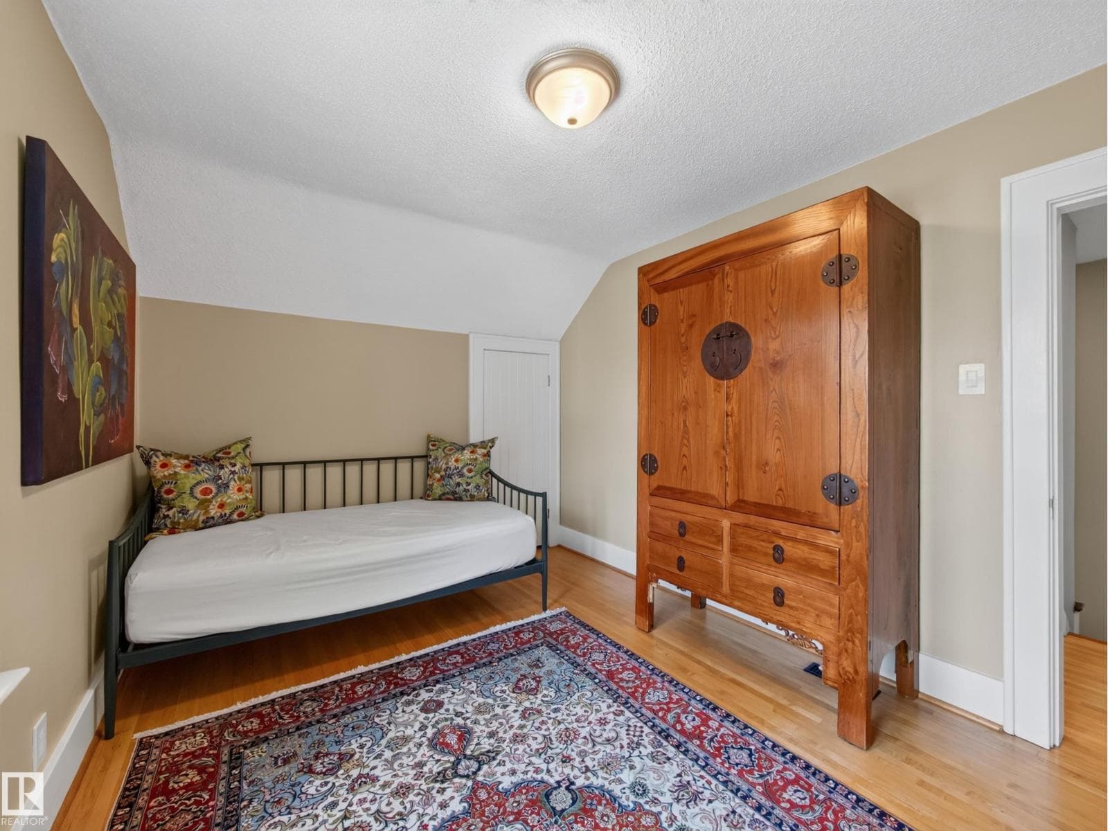 11108 64 ST NW — photo 33 of 62