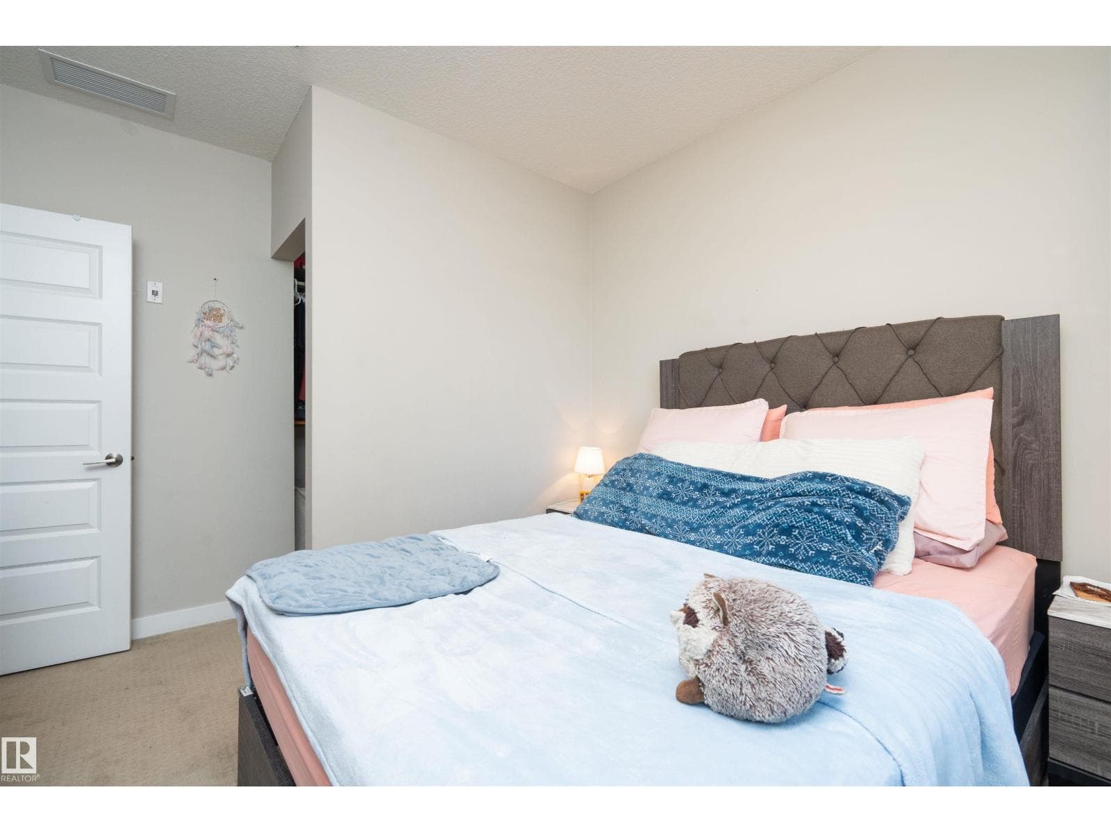 #610 5151 WINDERMERE BV SW — photo 18 of 37