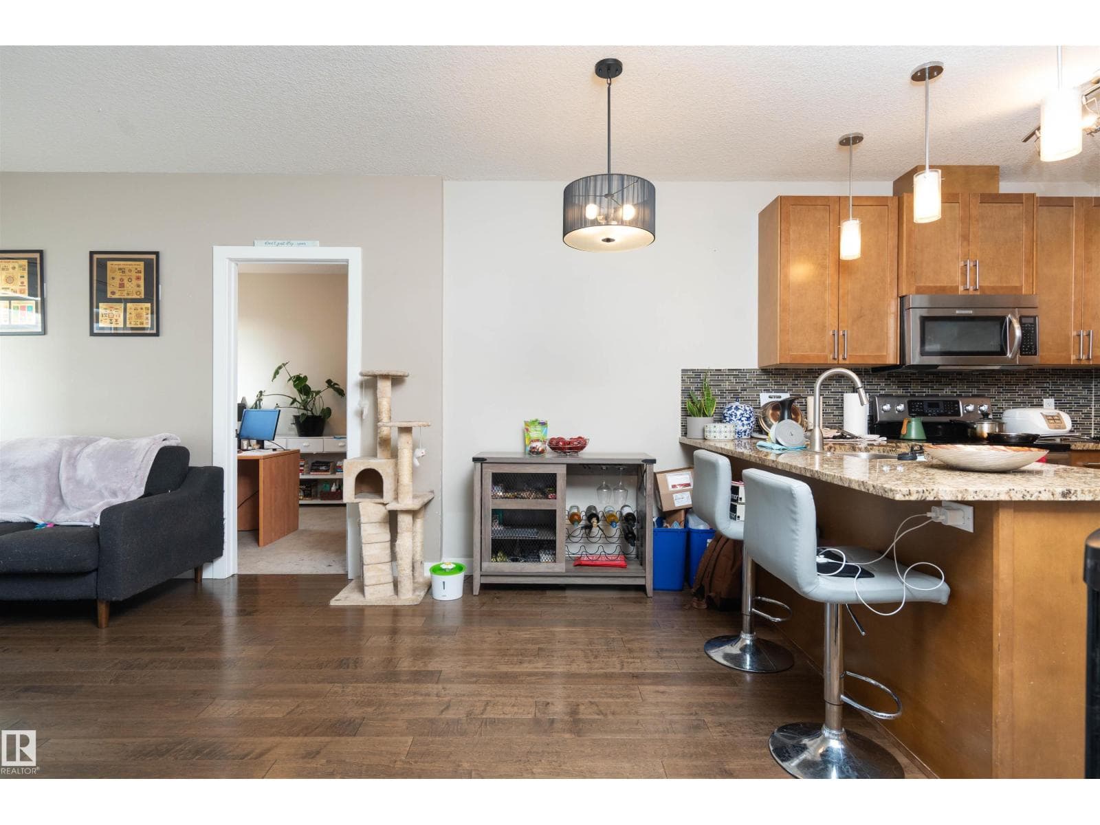 #610 5151 WINDERMERE BV SW — photo 12 of 37