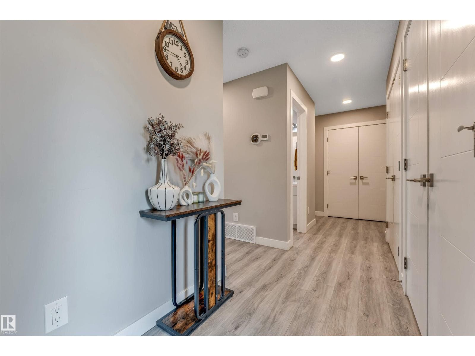 17513 65 ST NW — photo 8 of 30