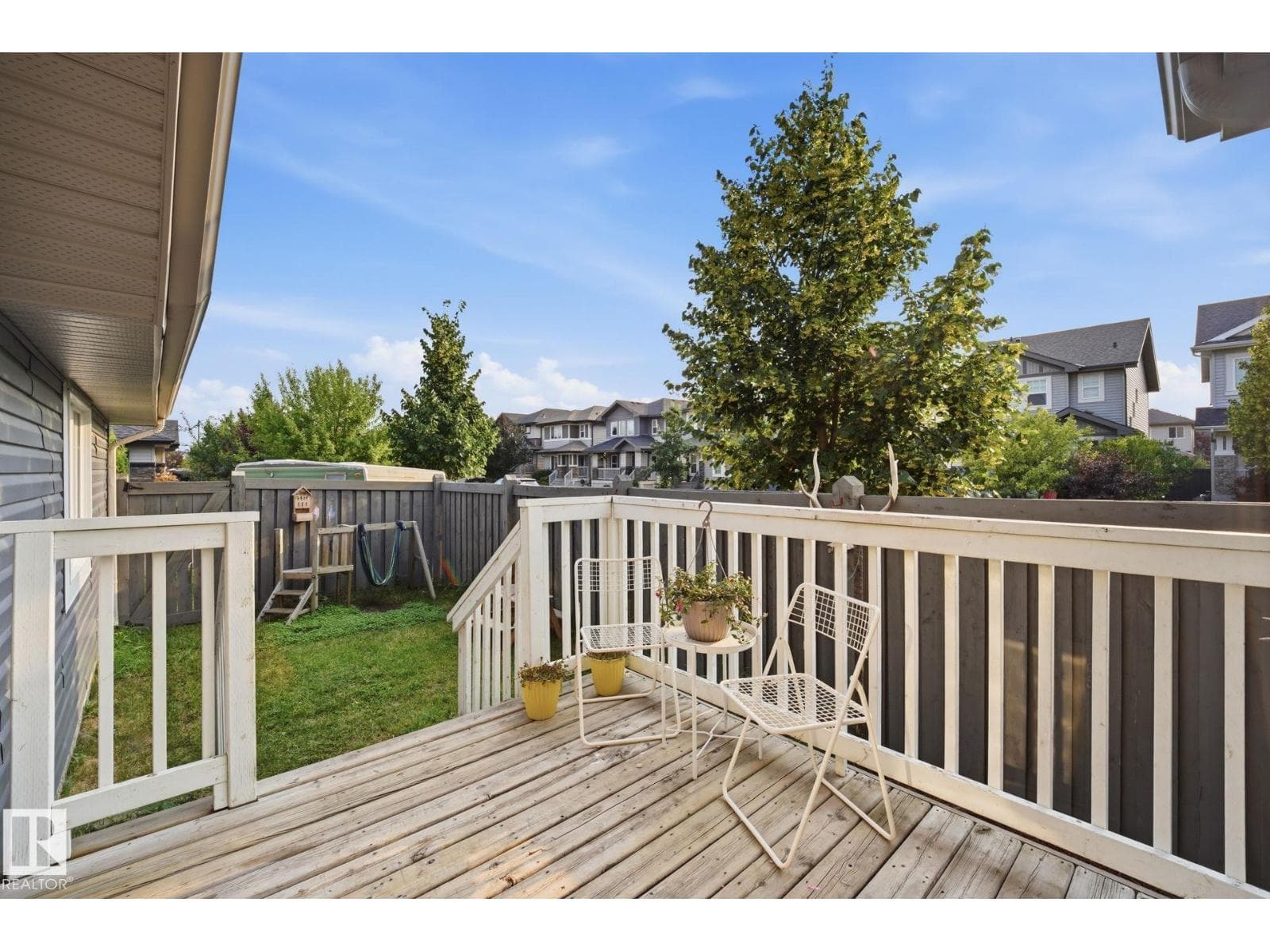 17621 10 AV SW — photo 37 of 47