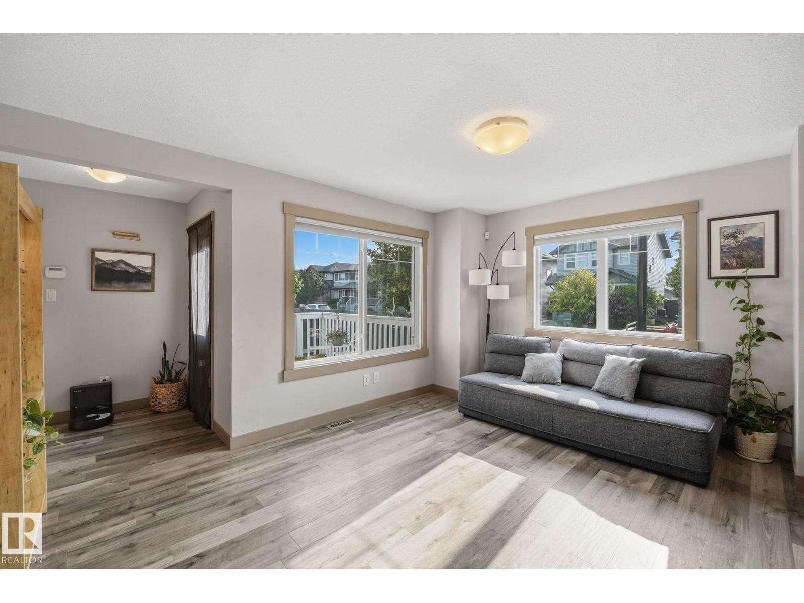 17621 10 AV SW — photo 14 of 47