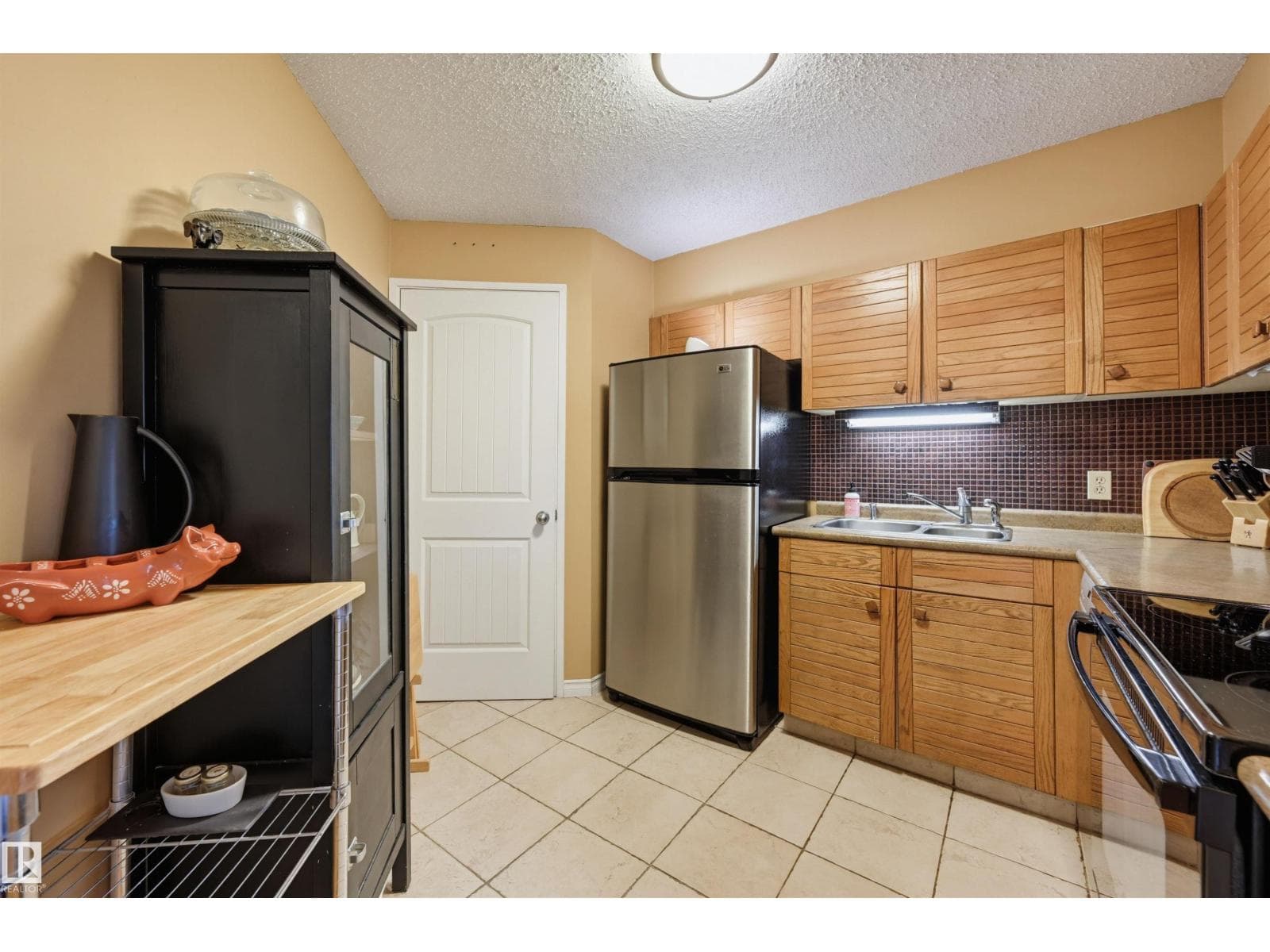 #210 10149 SASKATCHEWAN DR NW — photo 11 of 29