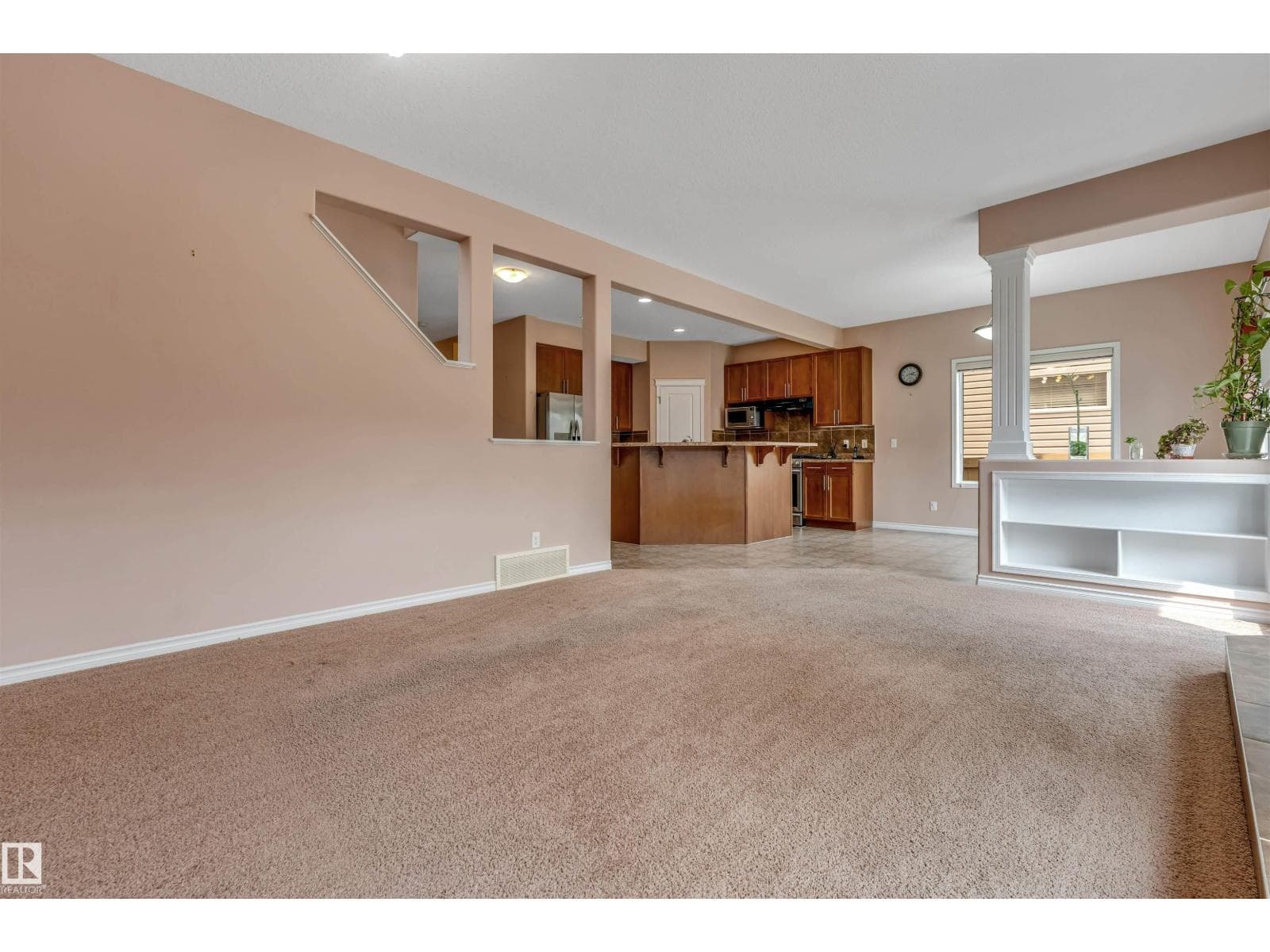 6947 19A AV SW — photo 12 of 47