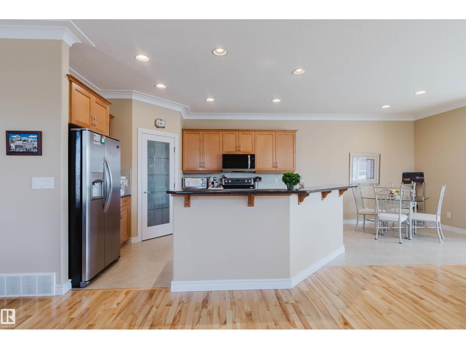 6604 SANDIN CV NW — photo 15 of 70
