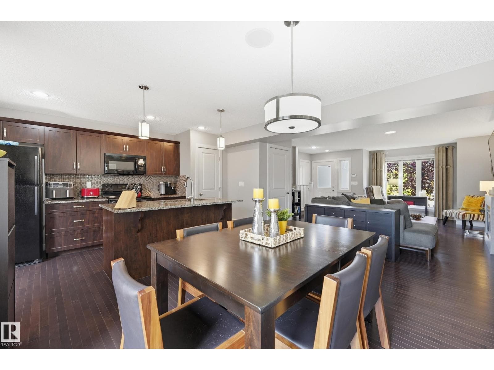 704 176 ST SW — photo 14 of 43