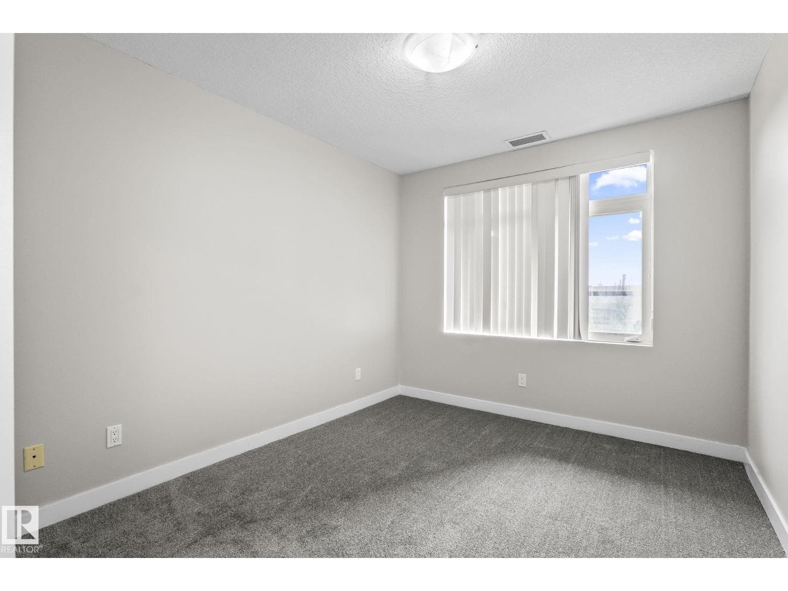 #324 5151 windermere BV SW — photo 13 of 35