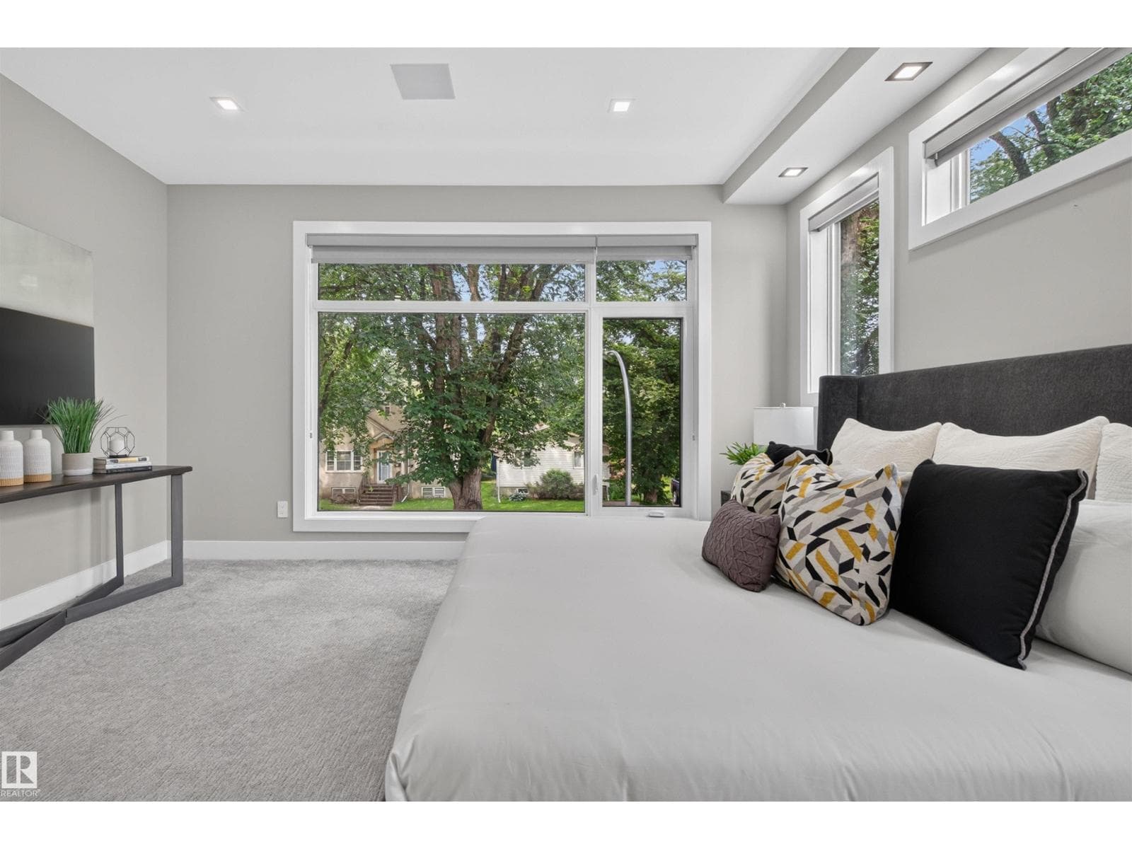 9741 90 AV NW — photo 25 of 71