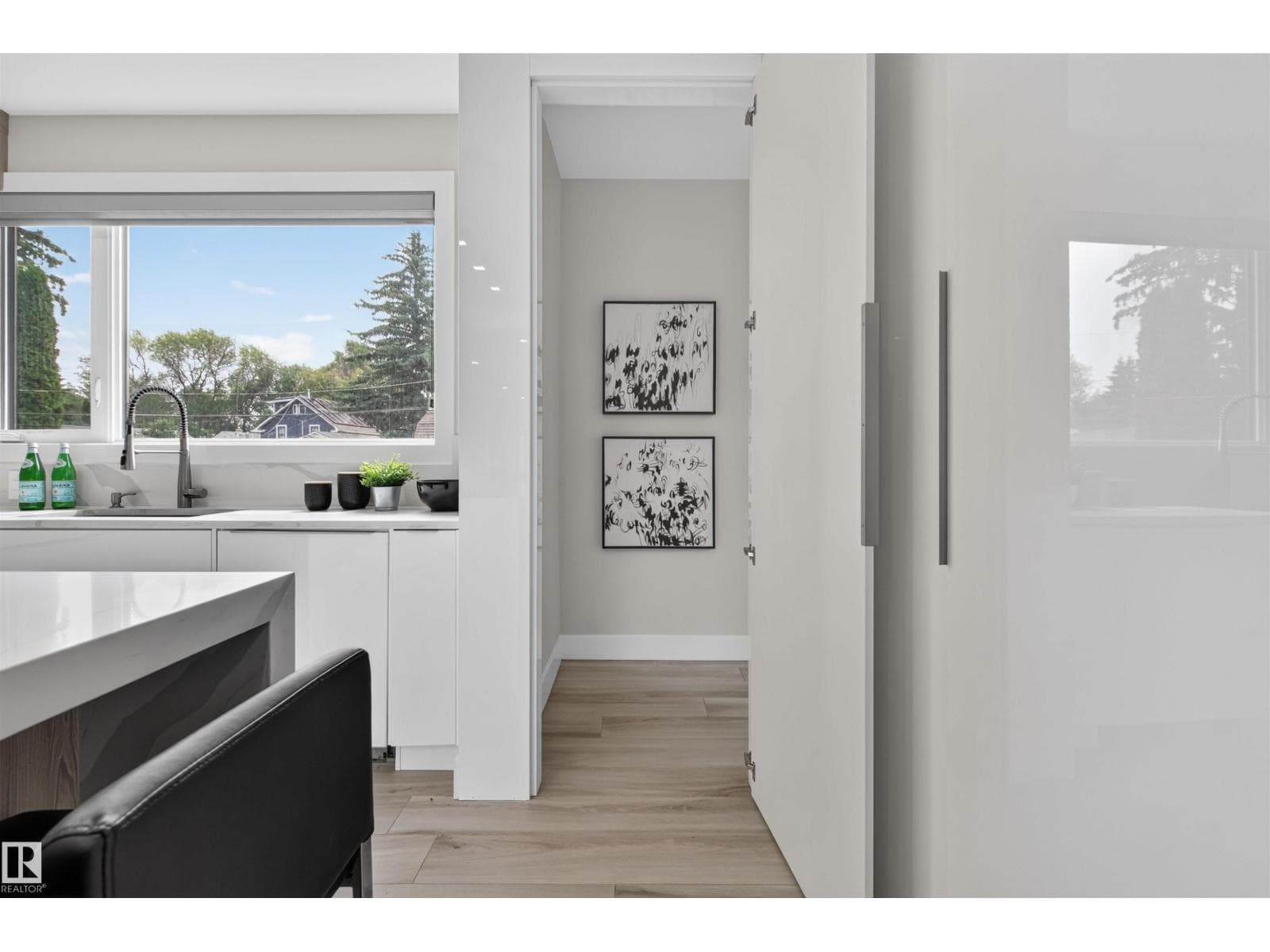 9741 90 AV NW — photo 17 of 71