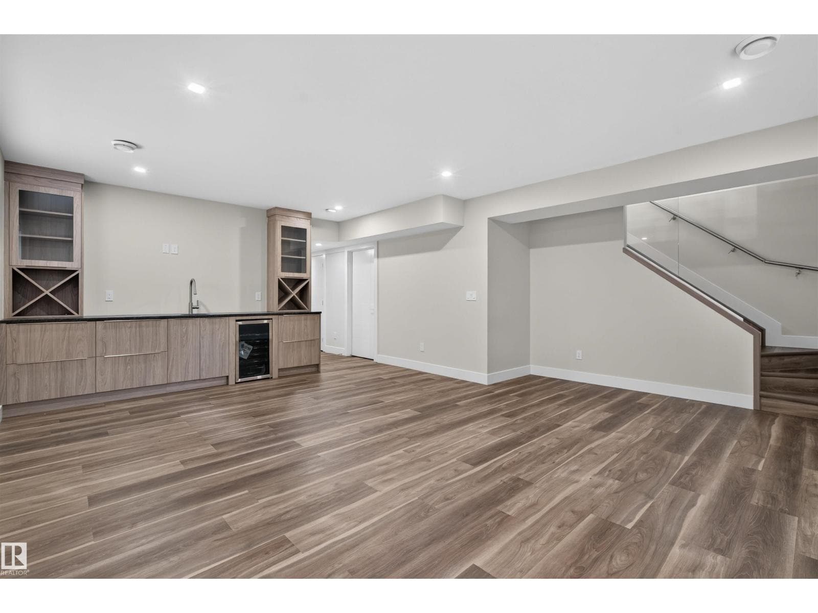 9741 90 AV NW — photo 49 of 71