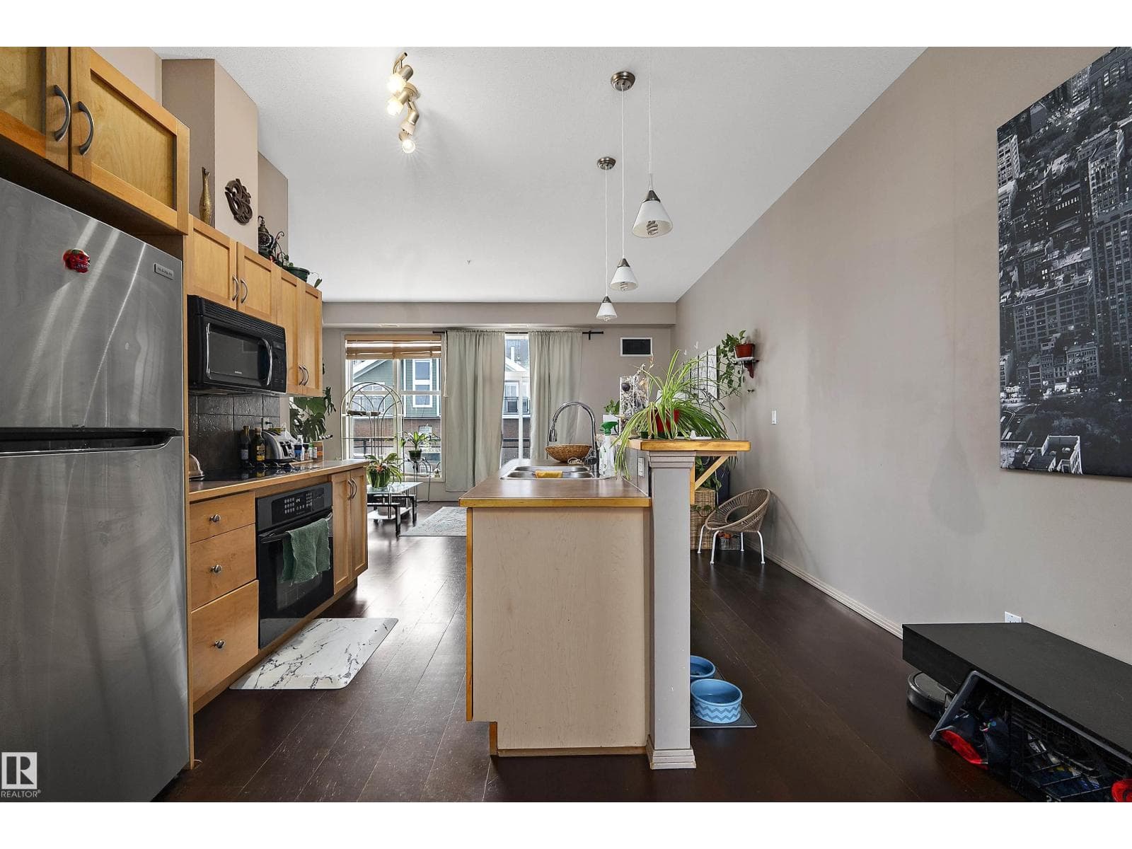 #713 10503 98 AV NW — photo 3 of 26