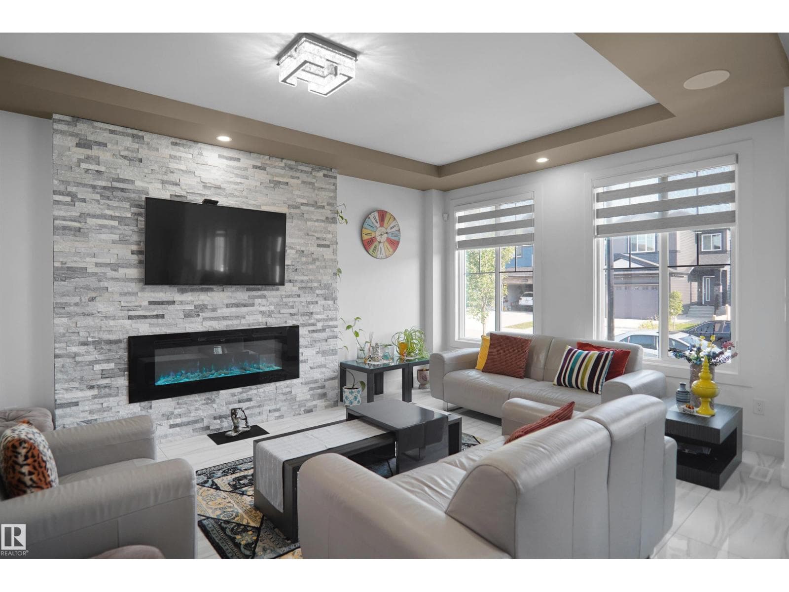 6532 175 AV NW — photo 8 of 38