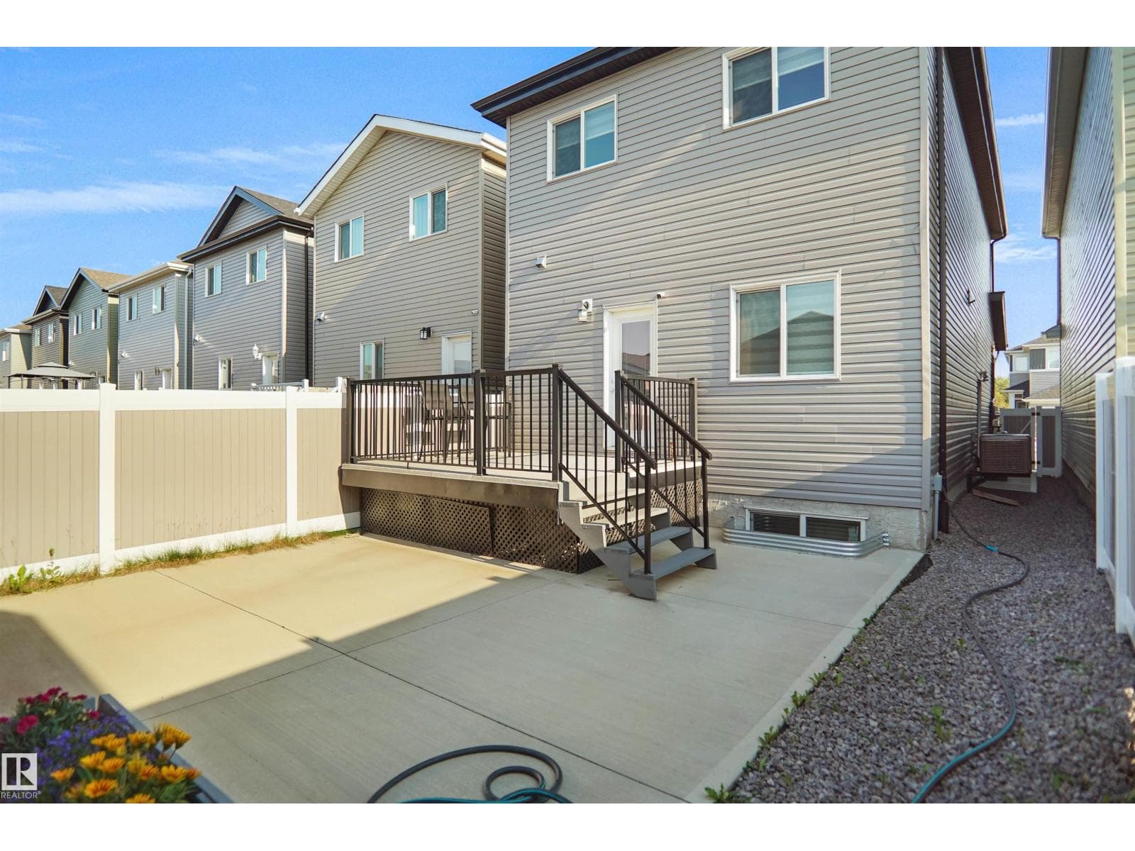 6532 175 AV NW — photo 37 of 38