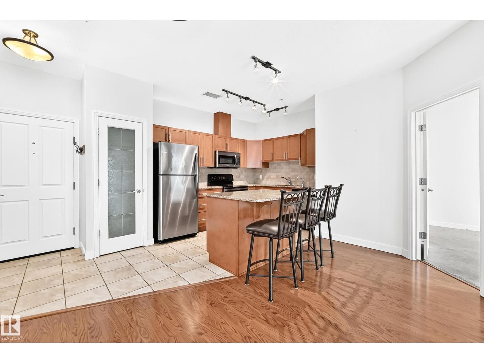 #307 1003 GAULT BV NW — photo 4 of 62