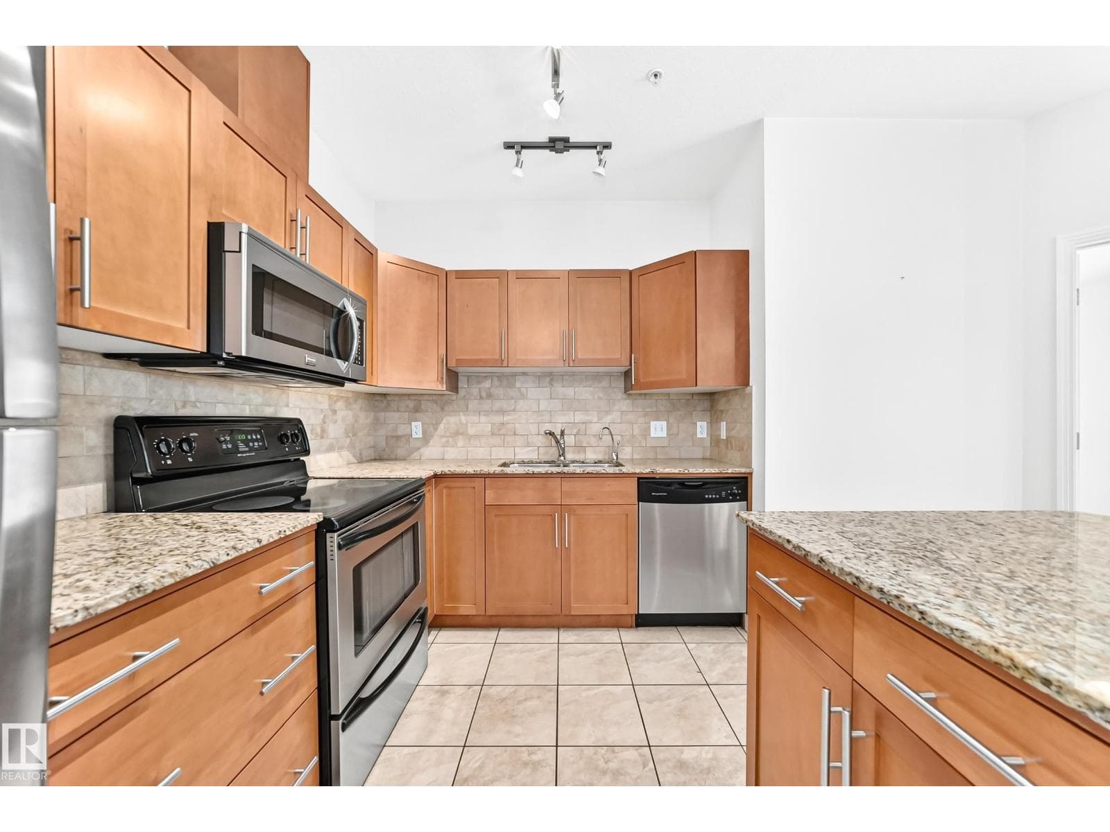 #307 1003 GAULT BV NW — photo 6 of 62